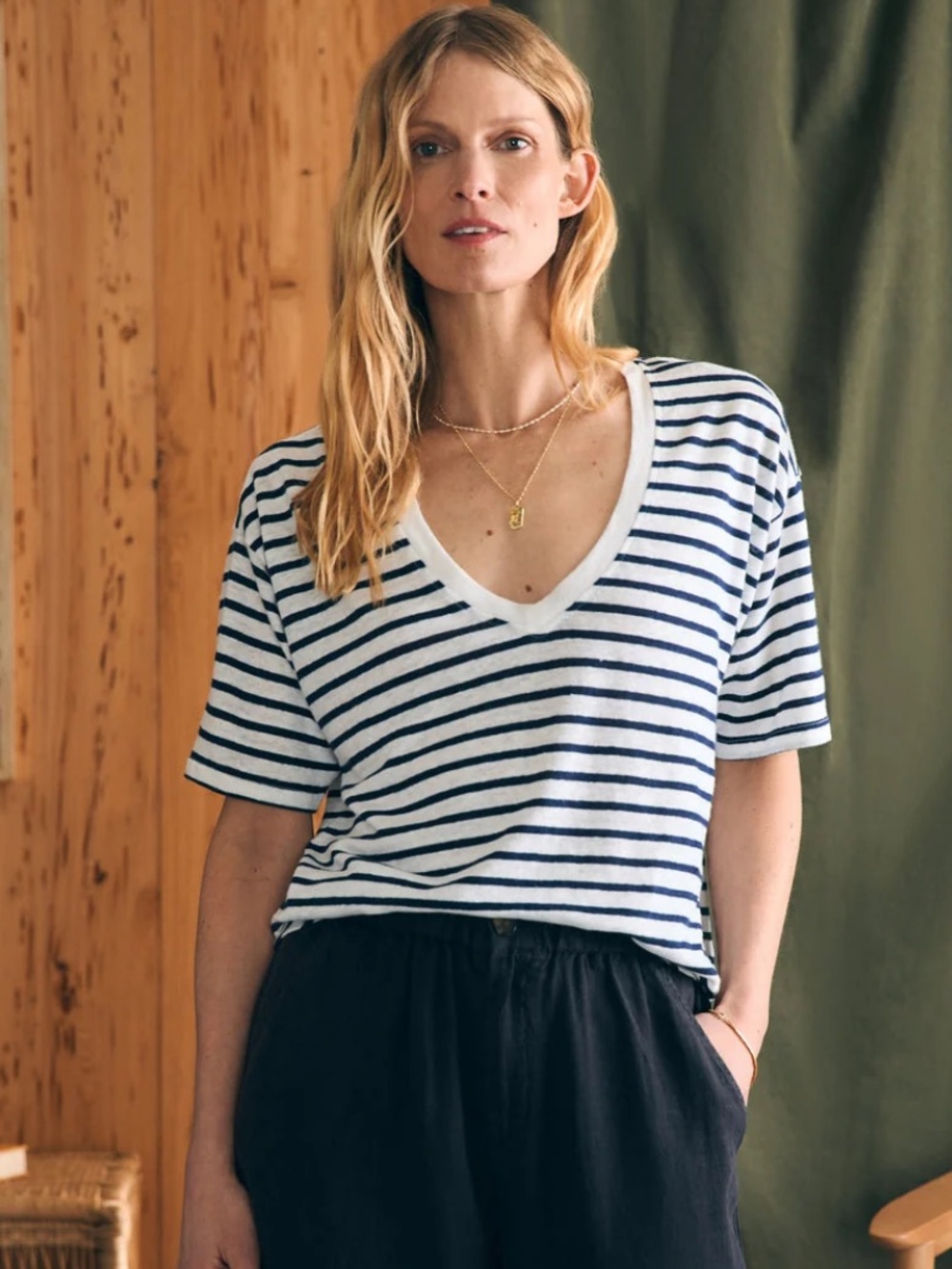 FAHERTY Oceanside 100% Linen V Neck Tee in Ahoy Stripe S